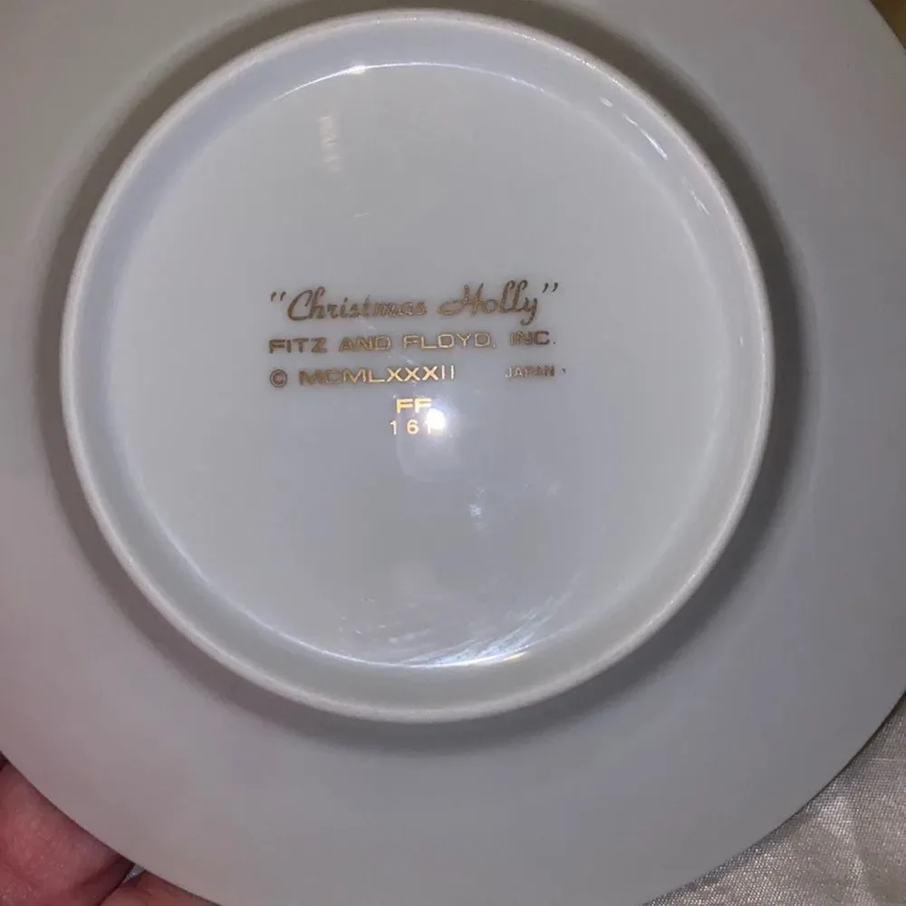 Vintage Fitz Floyd Christmas Holly‎ Cup Saucer Retired 1982 Made in Japan